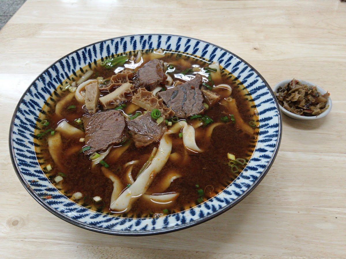 Ding Teng Beef Noodle Restaurant-5